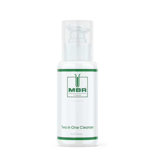 MBR Two in One Cleanser 5.1 fl oz / 150 ml